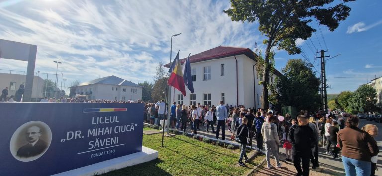 Oraşul Săveni va fi pentru trei zile capitala teatrului şi muzicii românești, urmare a desfășurării proiectului Edutainment al Teatrului Muzical Ambasadorii, care activează sub coordonarea și finanțarea Ministerului Culturii!