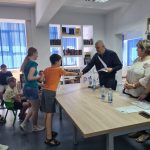 biblioteca orașenească săveni – club vacanță 2024 – premiere participanți – Relu Petru Tîrzioru – primar orașul Săveni.jpg 2