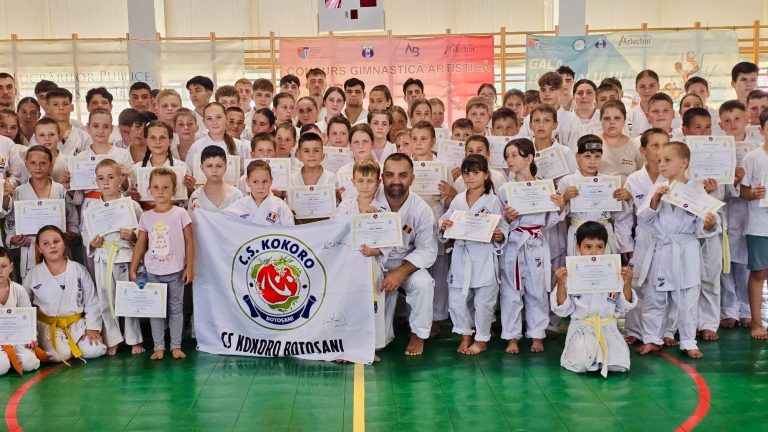 Educație prin disciplină: copii, antrenori și părinți, împreună cu Clubul Kokoro Botoșani pe drumul performanței la Sala Sportului Săveni!